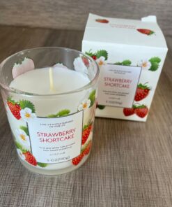 Premium Scented Candle - Strawberry Shortcake - Image 2