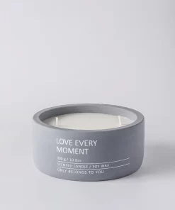 Premium Scented Candle -Modern