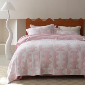 Patterned Bedspreads