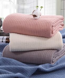 Deluxe Pique Blanket - Lily Waffle