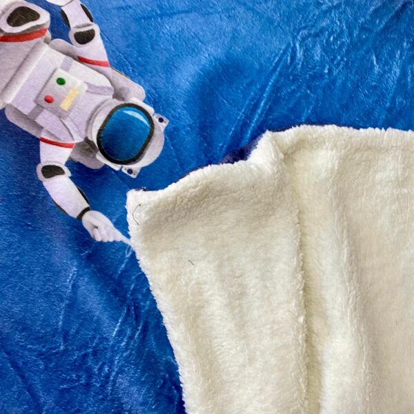 Kids Throw blanket - Space Man - Image 3