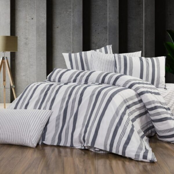 Deluxe Cotton Duvet Cover Set – Black Lines