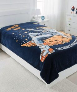 Kids Throw blanket - Line In The Moon